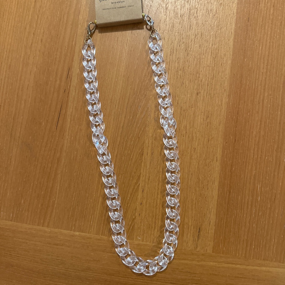 Convertible Eyewear Chain